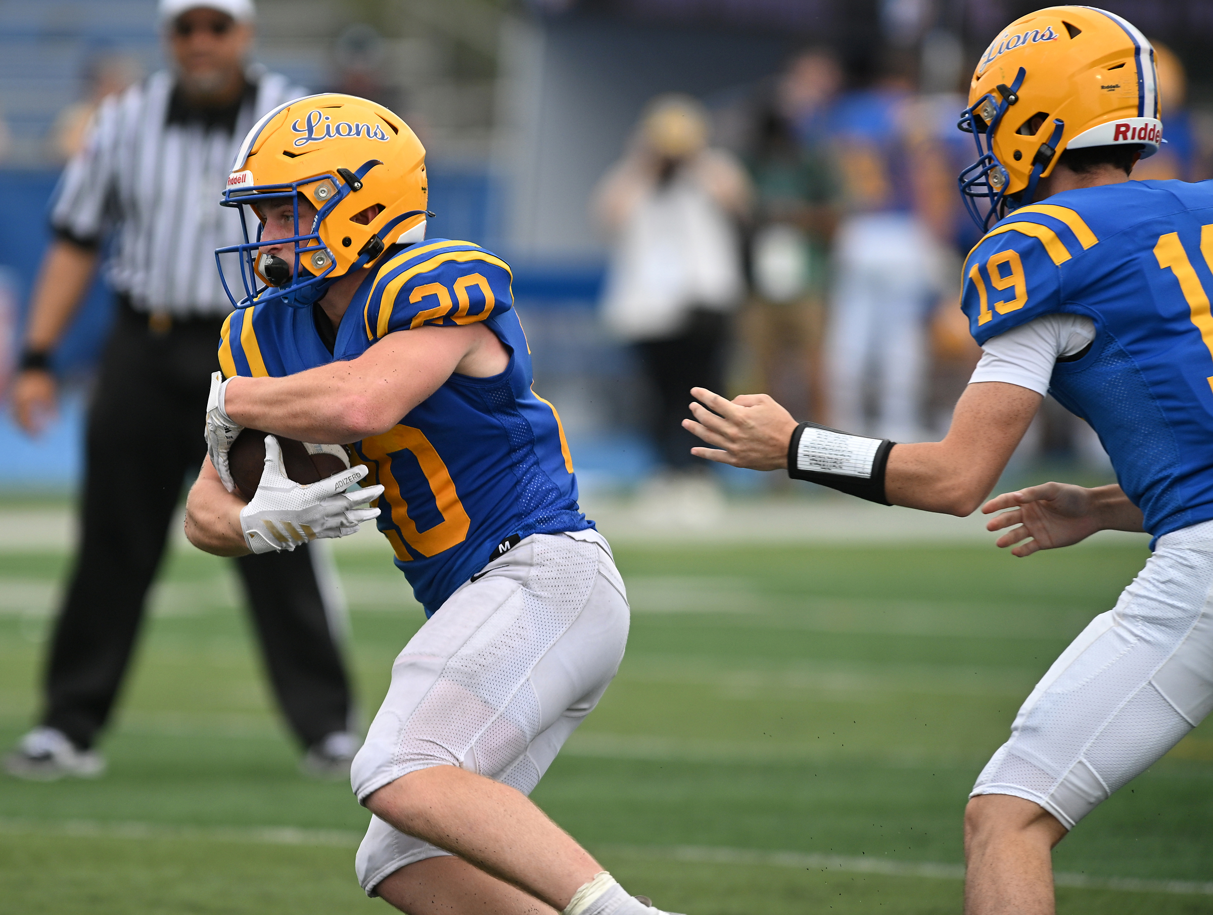 Landmark Lettering LTHS football has experience to pursue high goals - Riverside ...