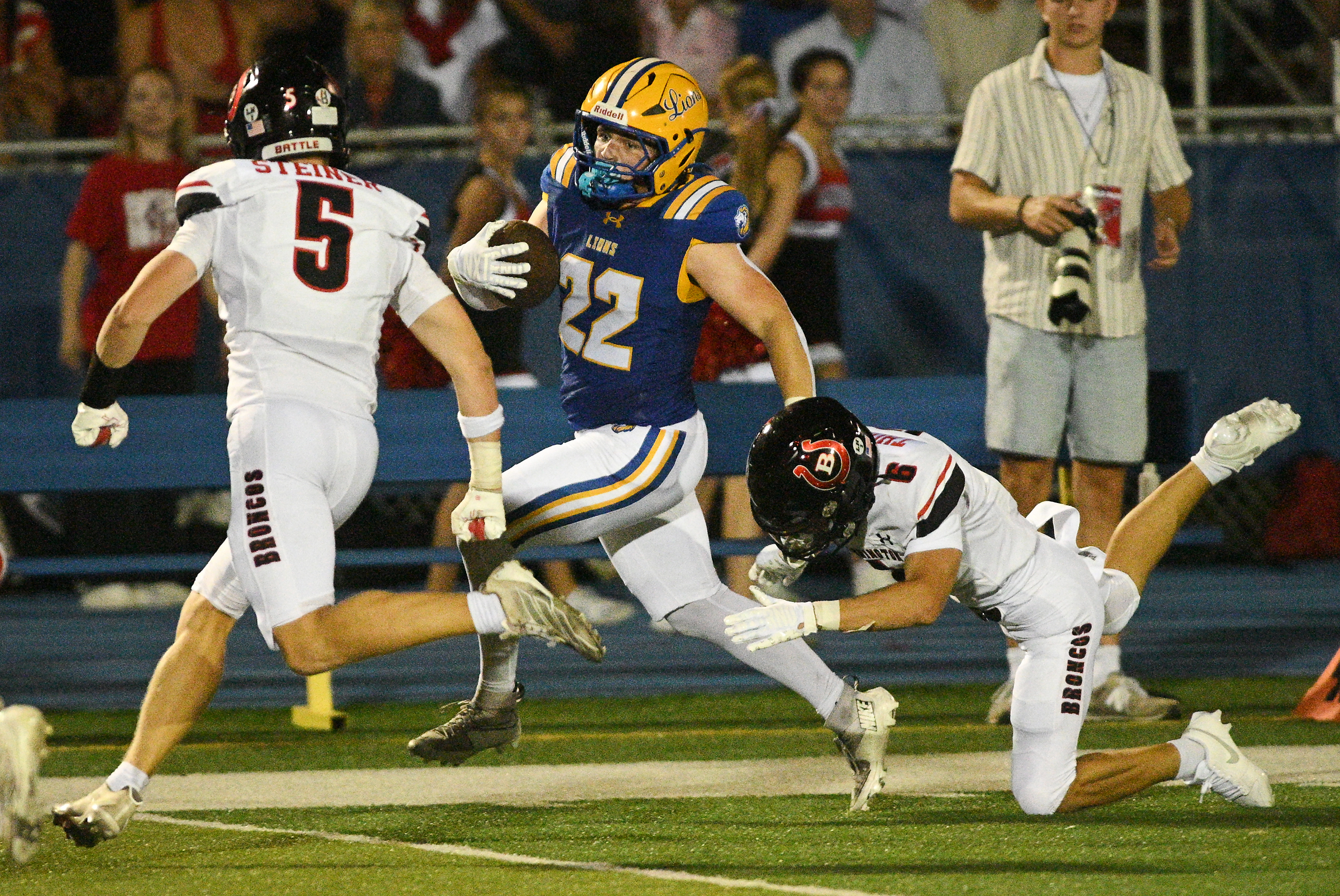 Landmark Lettering LTHS wins home opener over Barrington - Riverside-Brookfield Landmark