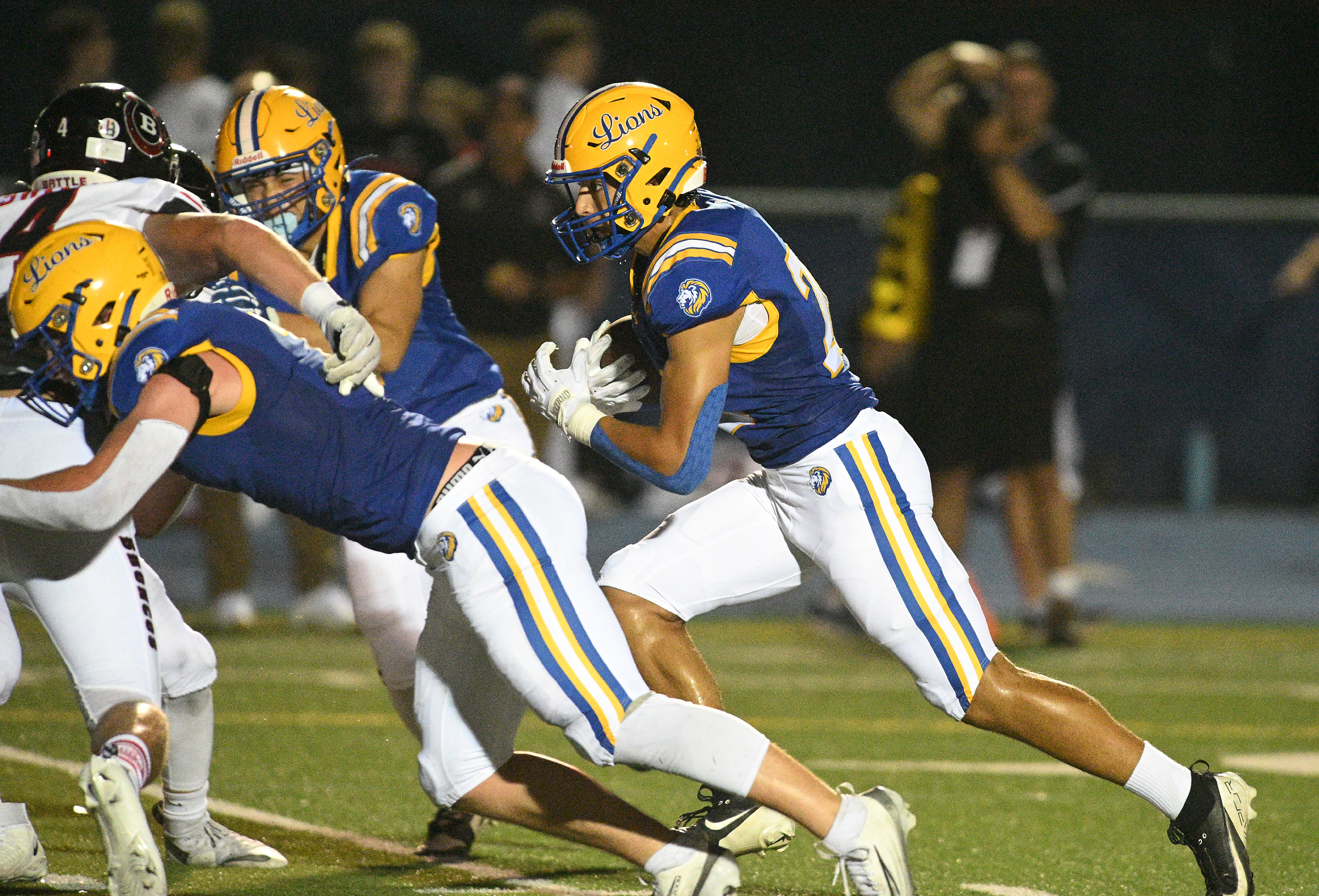 Landmark Lettering LTHS football seniors enjoy special win at Hinsdale Central - Riverside ...